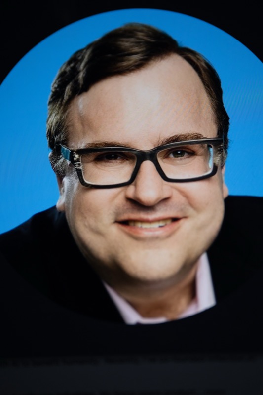 Reid Hoffman, headshot